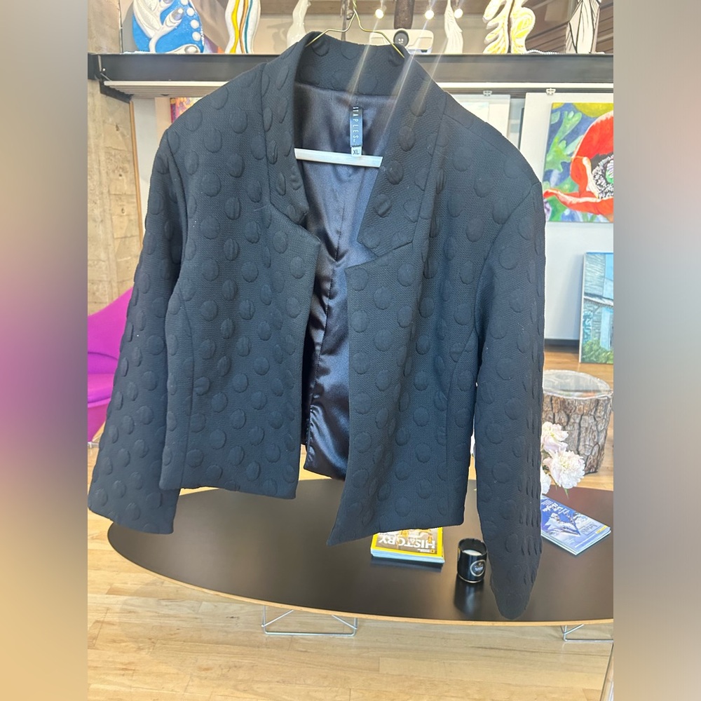 Cute small jacket to go out